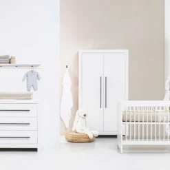 Europe Baby Vittoria III Babykamer Wit | Bed 70 x 140 cm + Commode